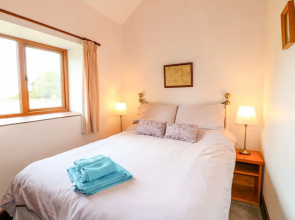 Manifold Cottage