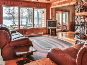 Found Paradise 2 - 3 Br Home