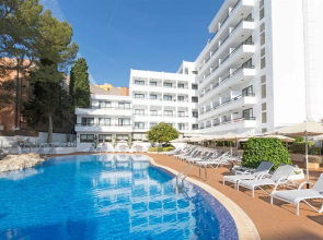 Ona Palmira Paguera Hotel