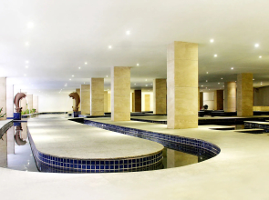 The Rich Prada Bali