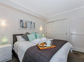 Princes Wharf - 1BR Comfortable Luxury