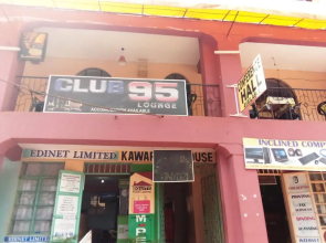 Club 95 Hotel
