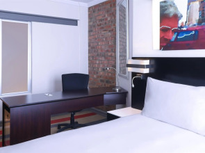 Garden Court Victoria Junction