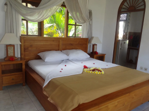 Hibiscus Cottages