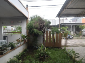 OYO 92714 Miracle Kost