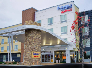 Fairfield Inn & Suites Canton South