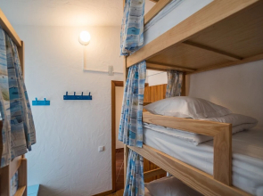 Ericeira Villa Surf Camp Hostel