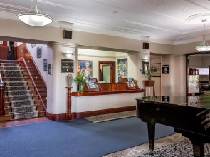 Caves House