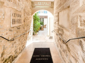 Central Hotel