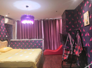 Shijiazhuang 520Love Theme Apartment