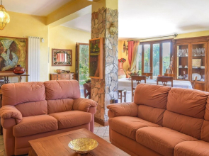 Beautiful Home in Isola di Capo Rizzuto With 3 Bedrooms