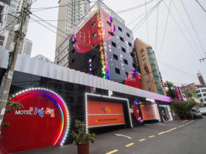 Jeongseong Hotel