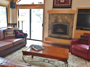 2 Quail-AC-Hot Tub-5BR/4BA