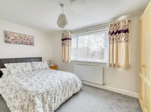One Bed in Guilden Sutton by Guestz
