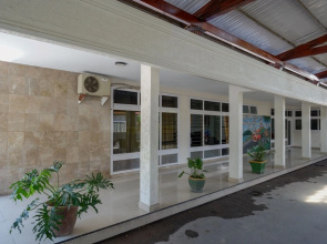 Alam Raya Hotel by RedDoorz
