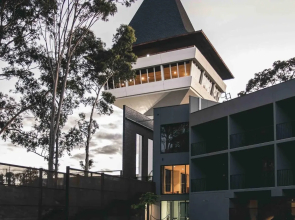 Mitchelton Hotel