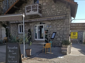 Auberge du Vieux Lanas