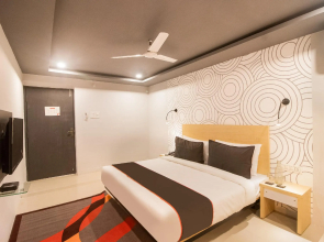 Collection O 44957 Landmark Square New Rajendra Nagar