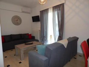Cozy apartment for 3-6 people-Center Tripoli