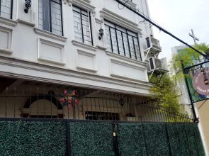 Makati Riverside Inn