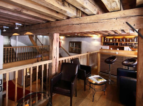 The Three Sisters Hotel