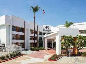DoubleTree by Hilton Pomona