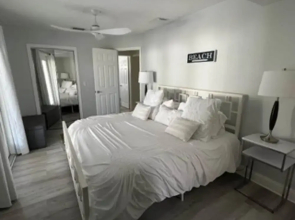 House - Sleeps 6 - Hot Tub - Garden - Near Beach