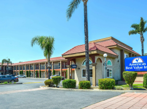 Americas Best Value Inn Rialto