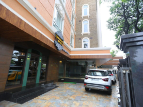 Majestic Suites - A Boutique Hotel