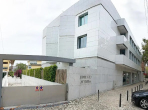 Cascais Avenida Loft- by ONARTstays