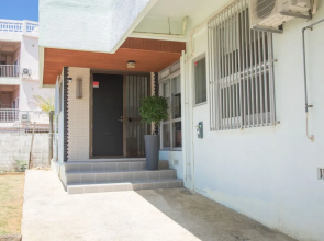 May flower Hostel