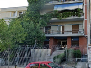 Artistic apartment in the middle of everything  by VillaRentalsgr