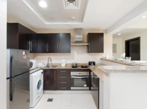 SuperHost - Gorgeous Apartment in JLT Near the Metro Station