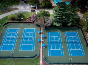 Indoor Pool & Golf Course Views: Lake Lure Condo!