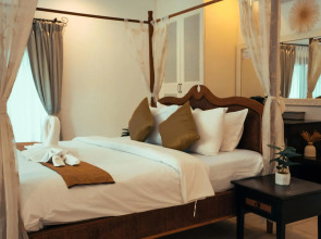 Villa Raya Private Pool Villas Resort