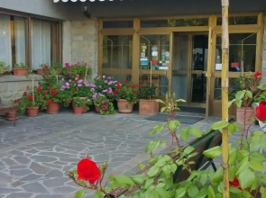 Hotel Ristorante Miramonti