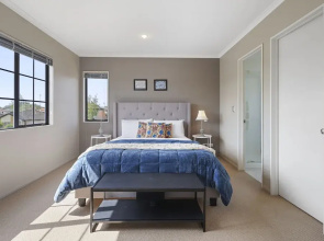 Spacious Family Home -Fully Fenced Yard