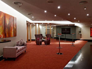 Renaissance Kuala Lumpur Hotel & Convention Centre