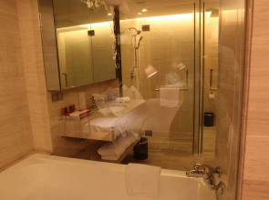 Ramada Plaza Shenzhen North