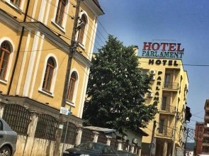 Parlament Hotel