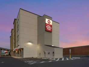 Best Western Plus Philadelphia-Pennsauken Hotel