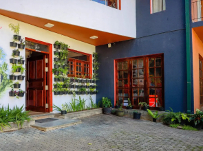 Mutton Button Kandy Holiday Bungalow