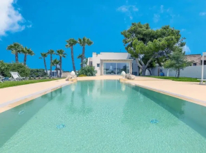 Villa Eriberto - Pool 3 Bedrooms 8 Sleeps