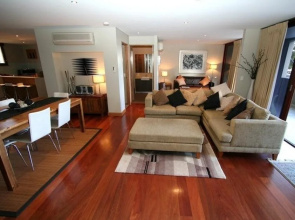 2/21-25 Fletcher Street - Casablanca at Bogarts