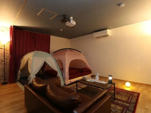 Sloth Glamping