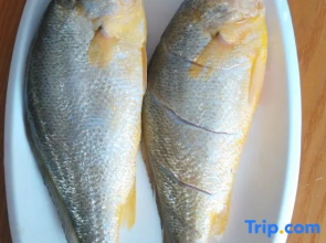 Shengsi Jun from the Inn