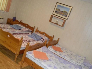 Laci Maganszallashely