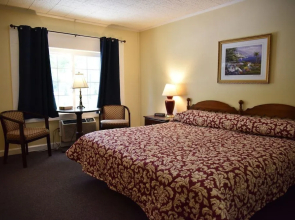 Acadia Pines Motel