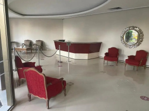 Apartamento em Condominio na Beira da Praia da Barra da Tijuca