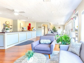 Dune Crest Hotel